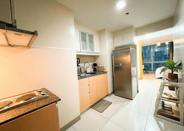 Prime 1br Infront Grand Hyatt Bgc #oursw20d1 Manila
