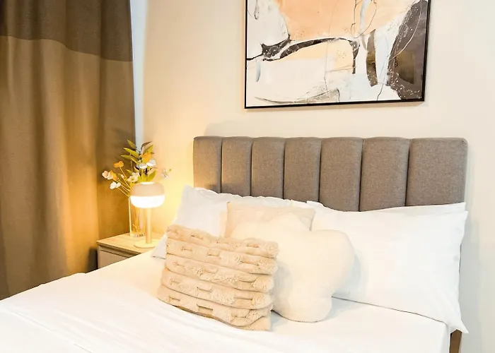 Prime 1br Infront Grand Hyatt Bgc #oursw20d1 Сasa de vacaciones Manila